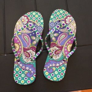 Vera Bradley flip flops